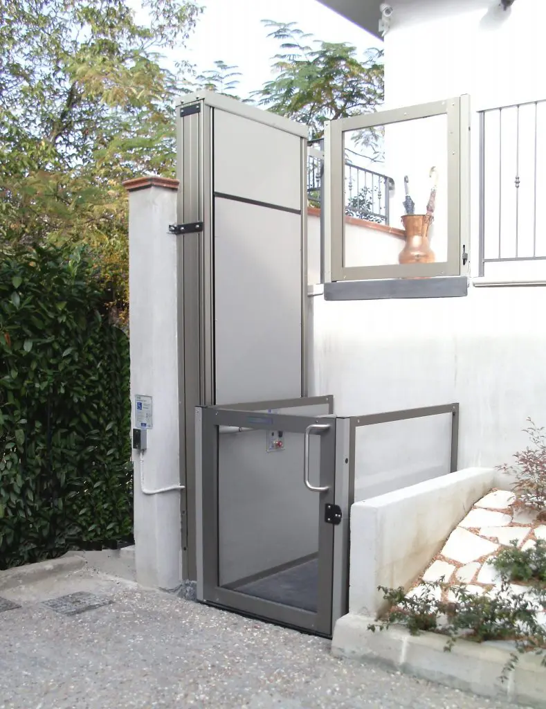 plataforma elevatoria acessibilidade externa